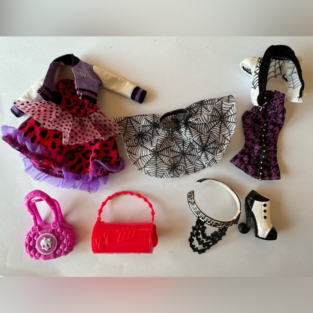 MH Operetta lot